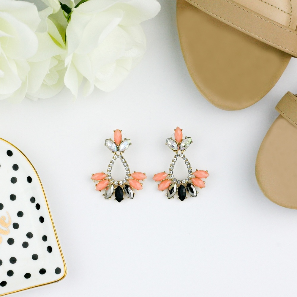 "Penelope" Drop Crystal Earrings - PEACH